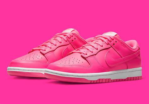 pink nike shoes dunks|nike dunks hot pink.